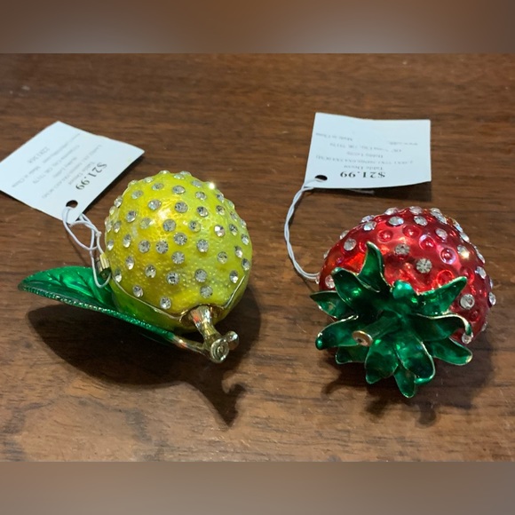 .2 small Decorative Jewelry Boxes - Picture 15 of 16